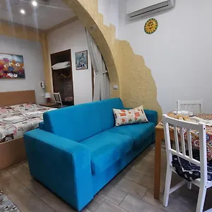 https://il-sole-della-guilla.palermohotels.org